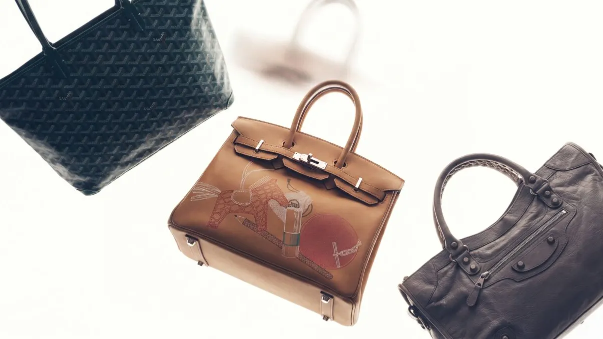 Pre-Loved designer tassen gestyled bij een hedendaagse outfit