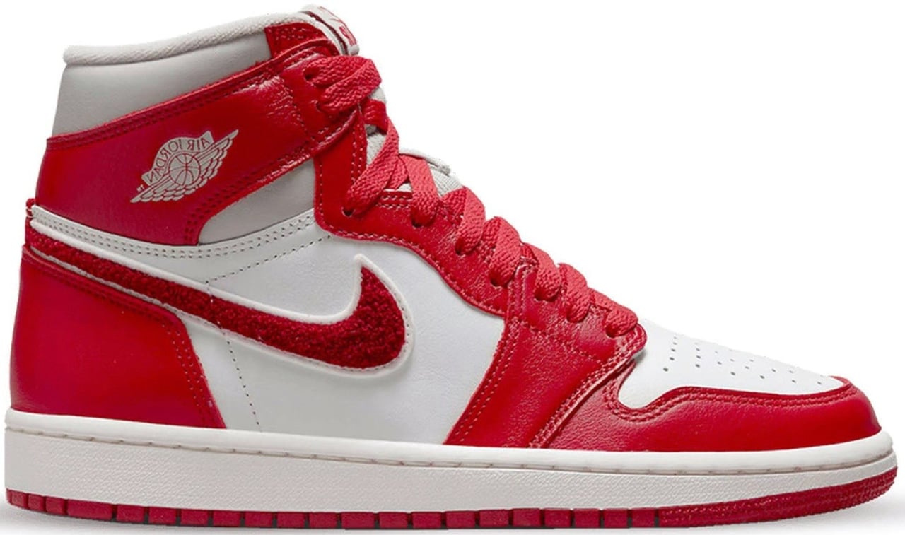 Nike Air Jordan 1 High Varsity Red (2022) Divers