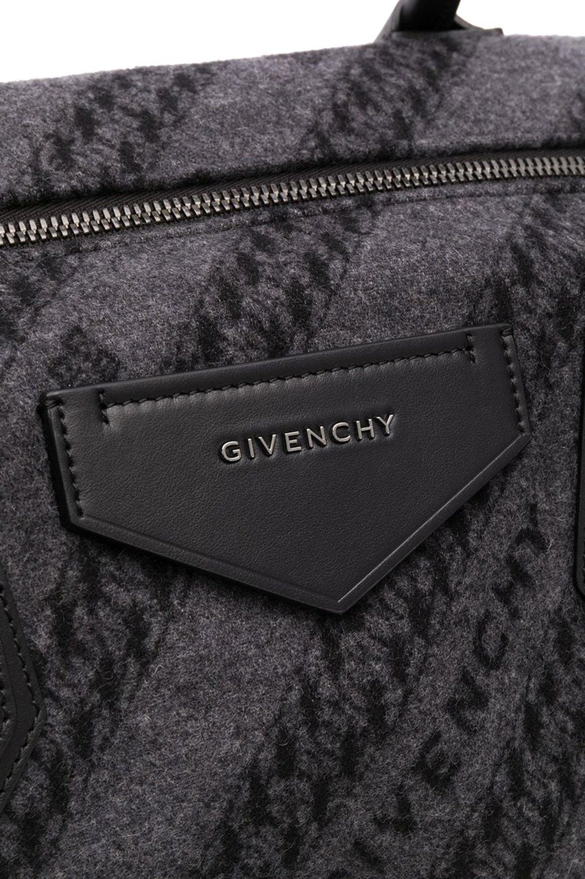 Givenchy Givenchy Bags.. Grey Grijs
