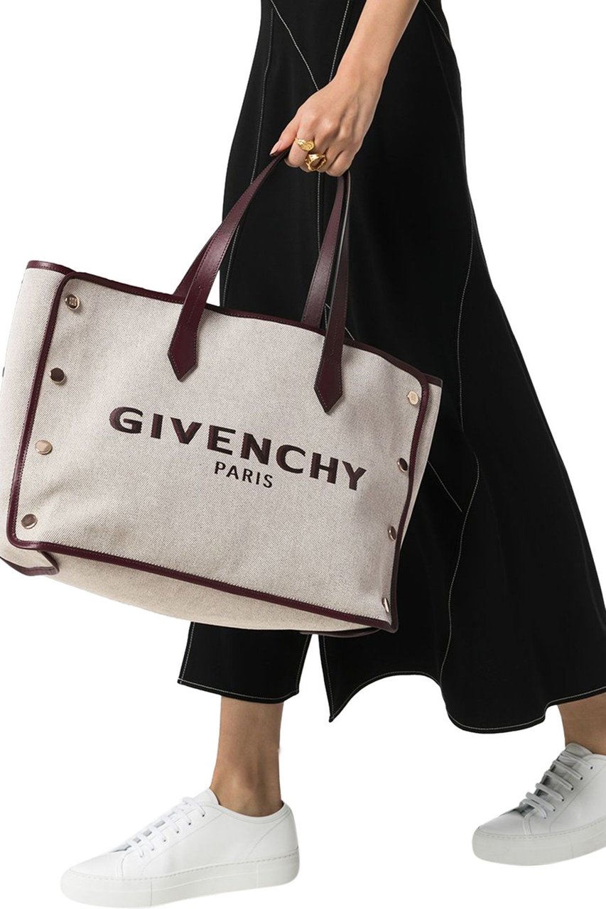 Givenchy Givenchy Bags.. Purple Paars