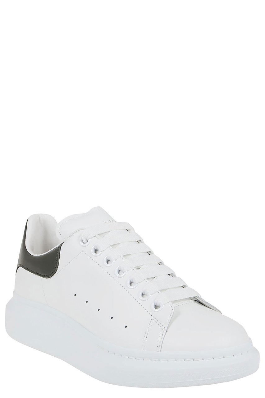 Alexander McQueen Oversized low-top sneakers Wit