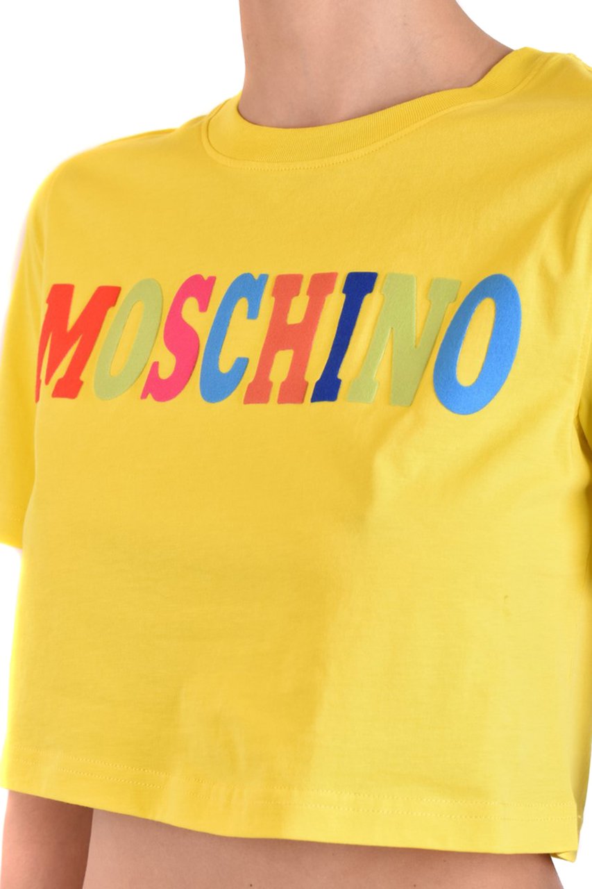 Moschino T-shirts Yellow Geel