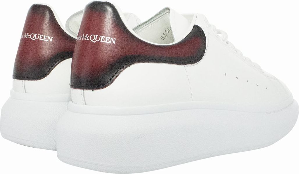 Alexander McQueen Oversized lace-up leather sneakers Rood