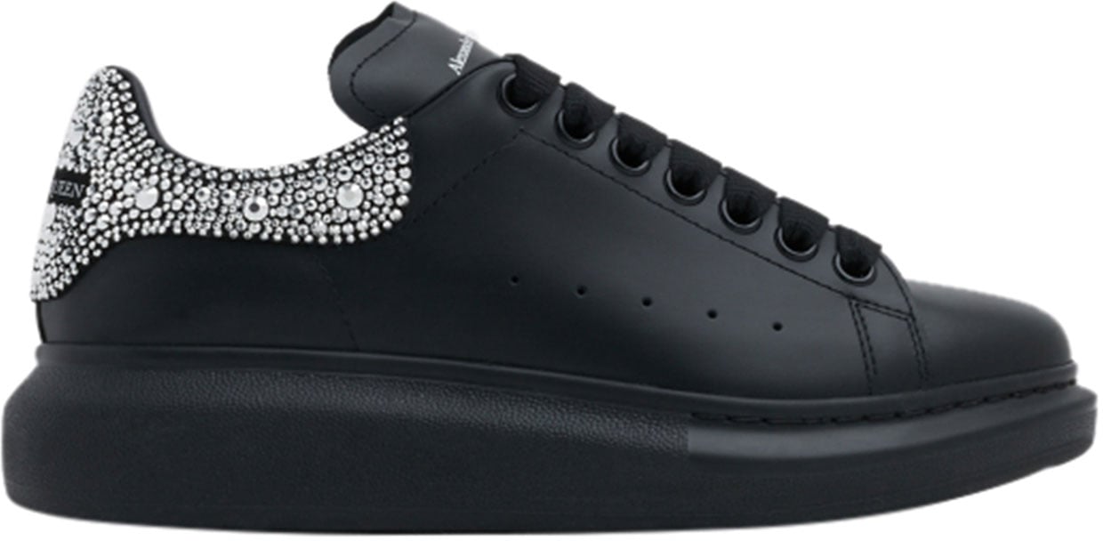 Alexander McQueen Oversized low-top sneakers | Vanaf € 790,- Alexander McQueen Oversized low-top sneakers | Vanaf € 790,-