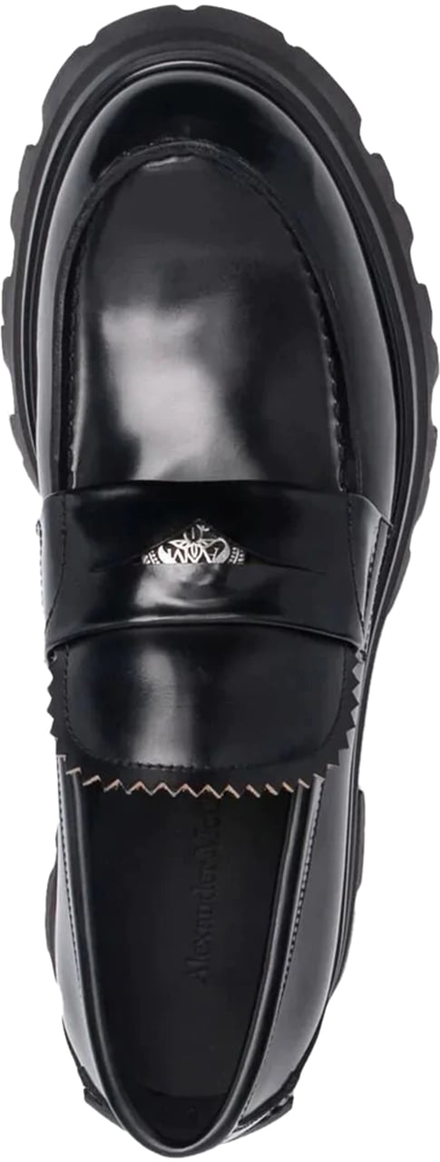 Alexander McQueen ridged leather loafers Zwart