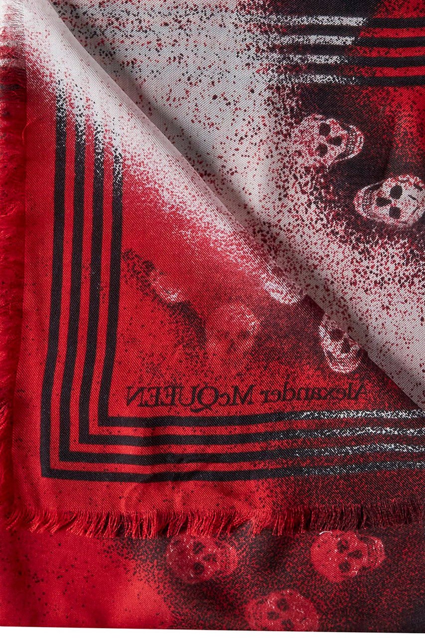 Alexander McQueen gradient-effect skull-print scarf Divers