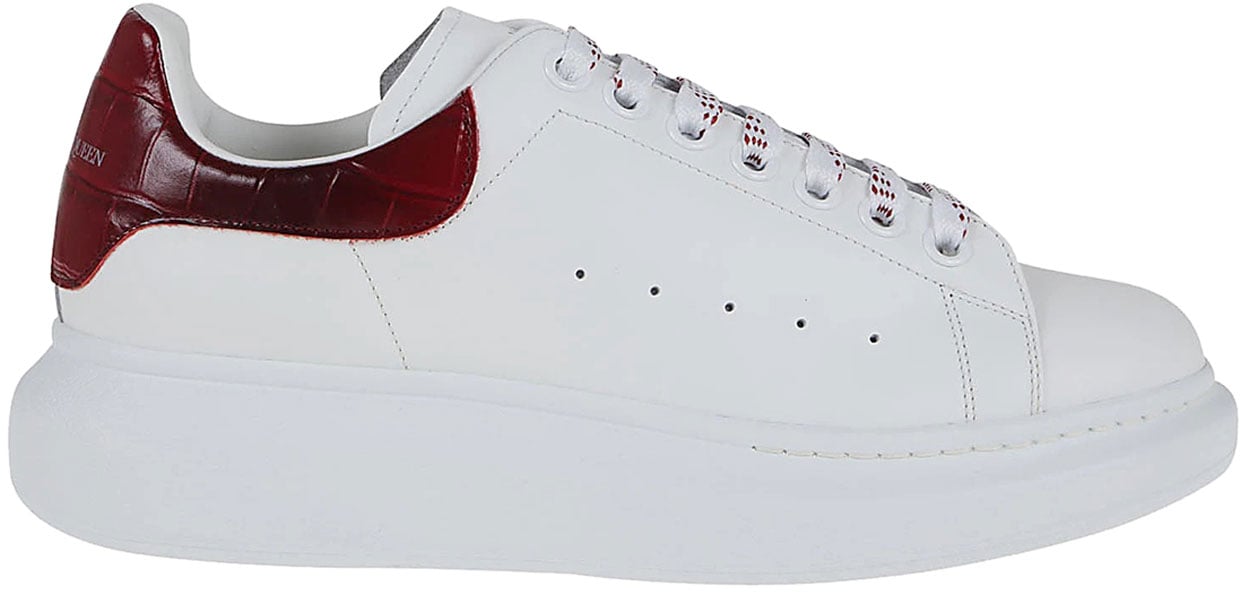 Alexander McQueen Oversized embossed sneakers Divers