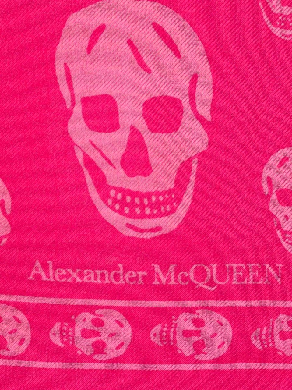 Alexander McQueen Scarfs Fuchsia Pink Roze
