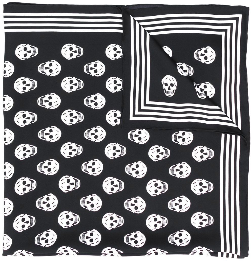 Alexander McQueen Scarfs Black Zwart