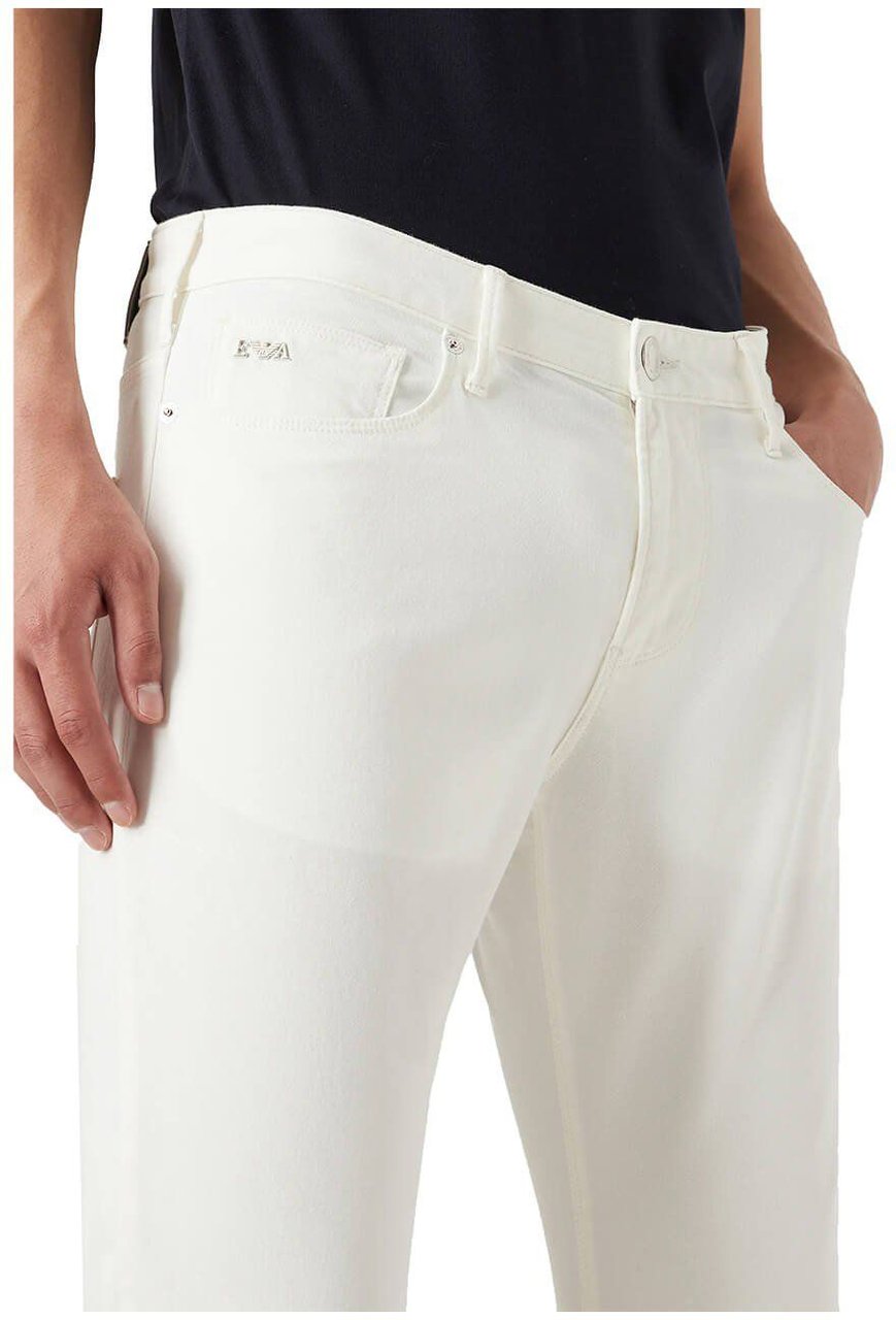Emporio Armani J06 Slim Fit Off-white Jeans White Wit