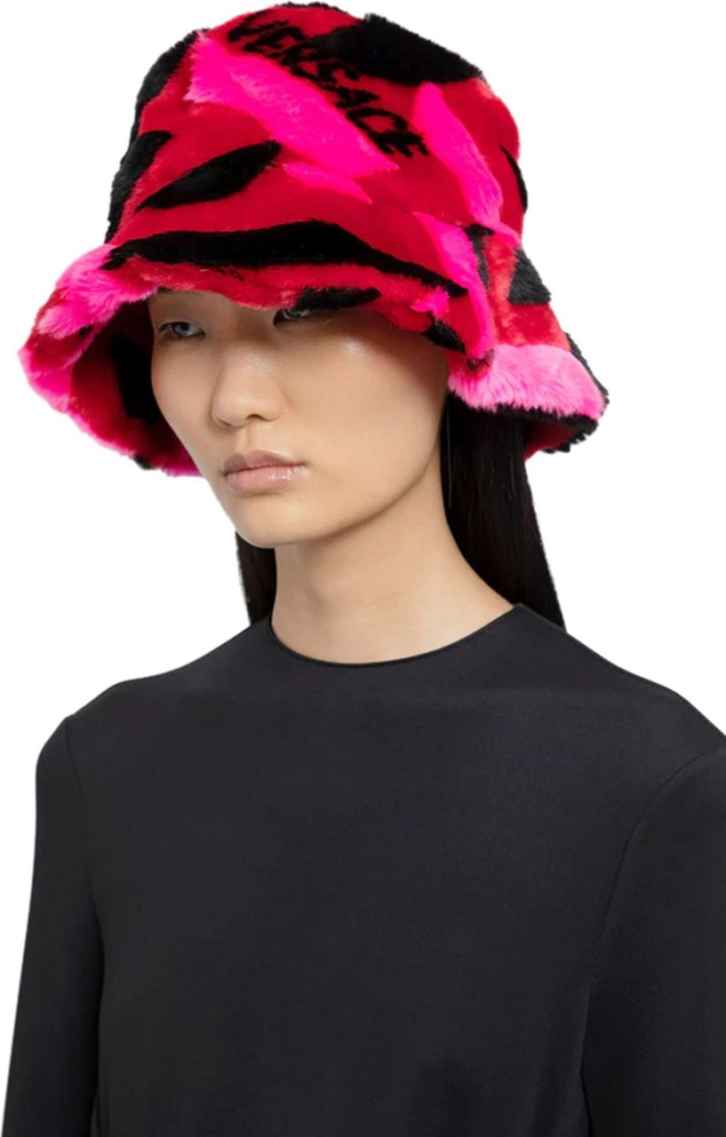 Versace panelled faux-fur bucket hat Divers