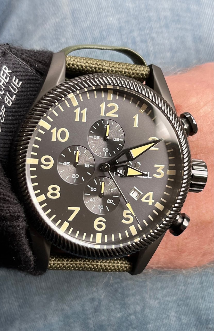 TW Steel TW Steel TWVS112 Volante Steel Chrono Groen Canvas 48mm Zwart