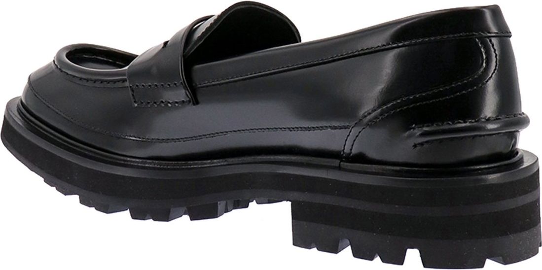 Alexander McQueen Leather loafer Zwart
