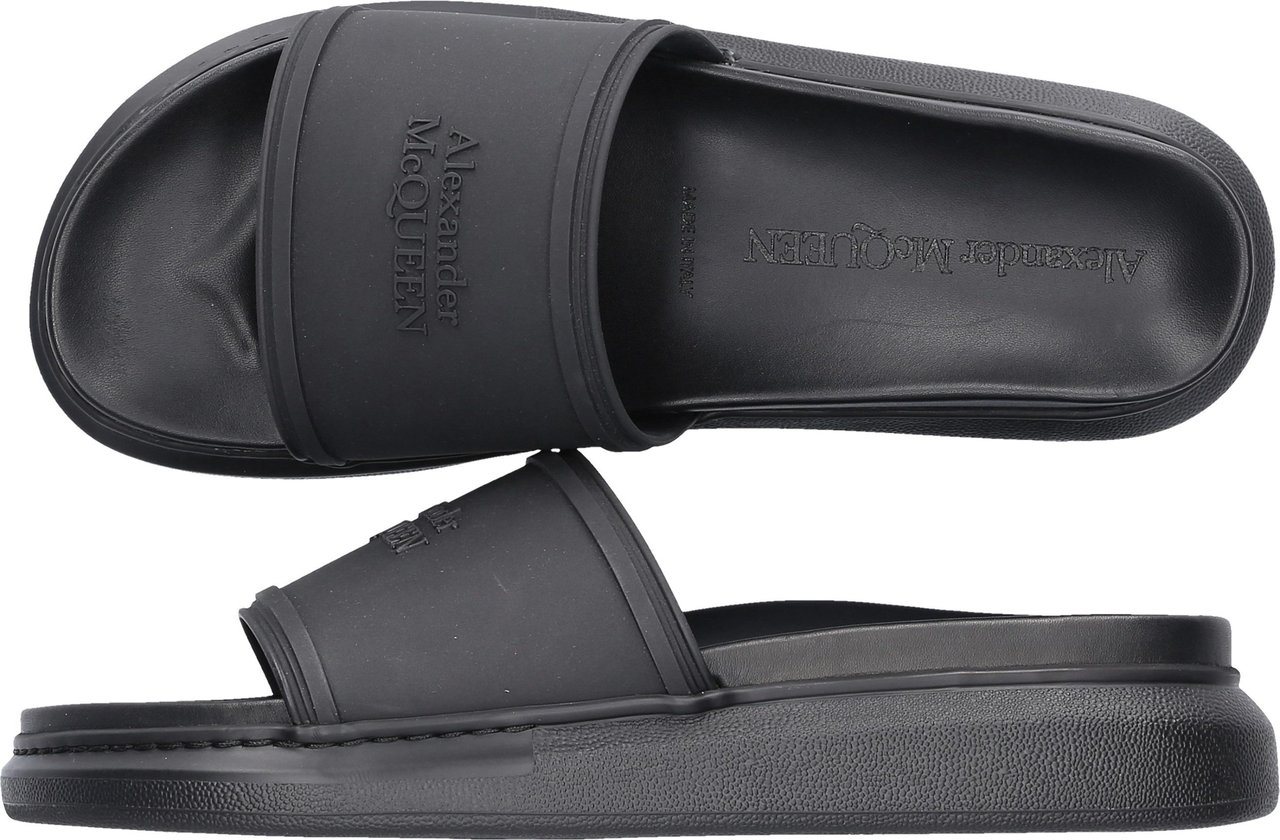 Alexander McQueen Sandals Hybrid Oversized Gum Raffia Zwart