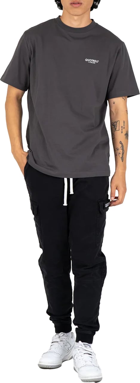 Quotrell L'atelier T-shirt | Anthracite/white Zwart