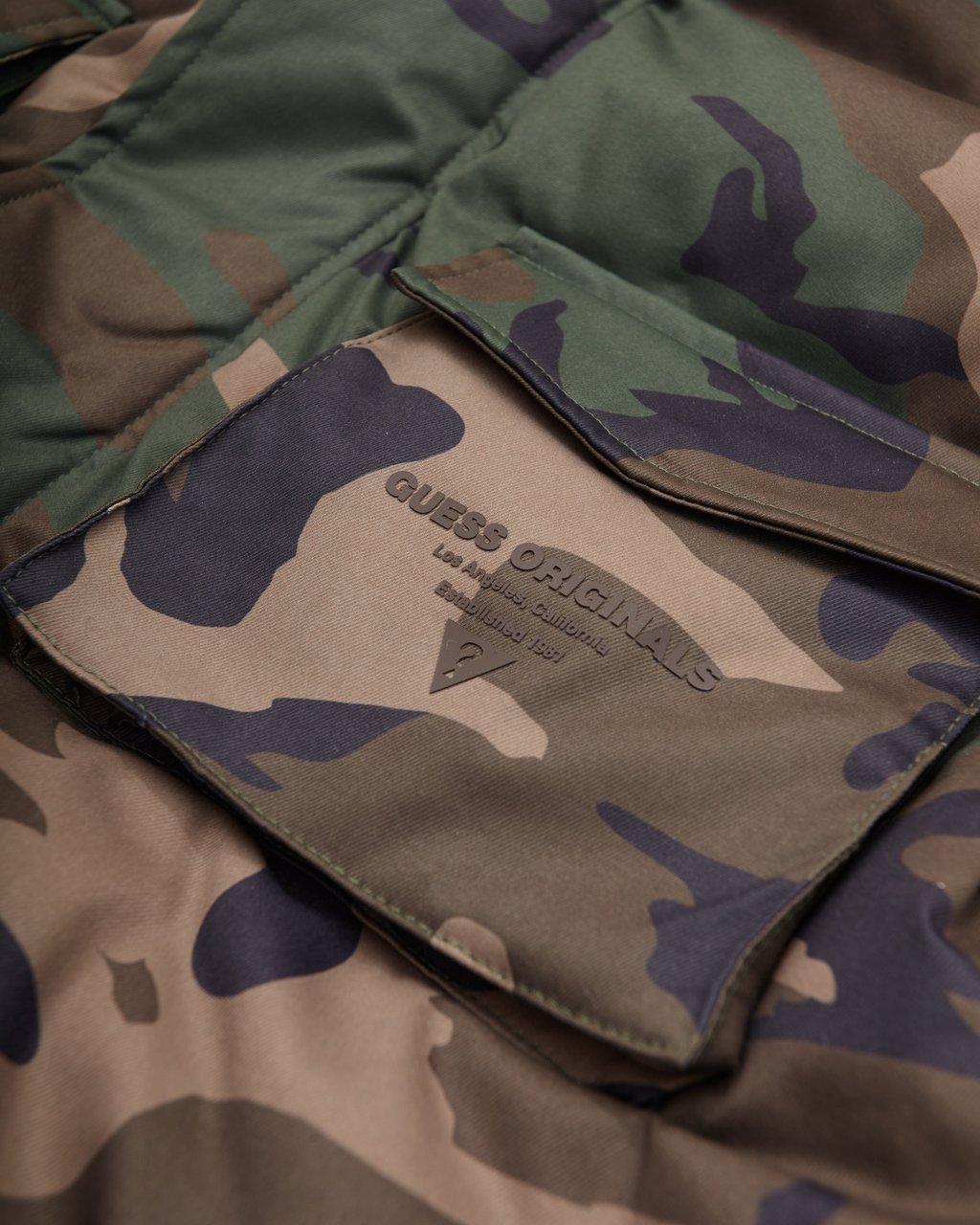guess camouflage jacket