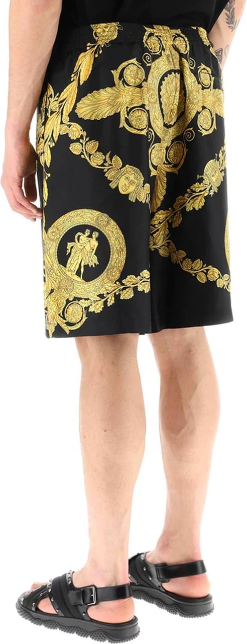 Versace Heritage Print Shorts Zwart