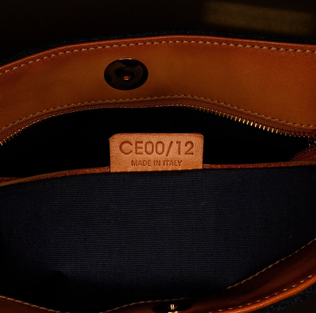 Celine C Macadam Shoulder Bag Blauw