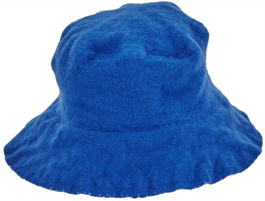 Comme des Garçons Crumpled Bucket Hat Blauw