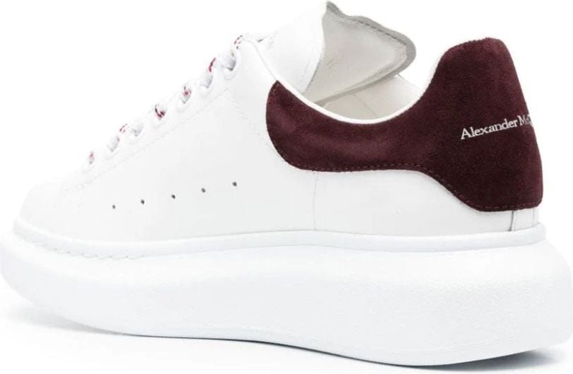 Alexander McQueen Oversize sole sneakers Wit