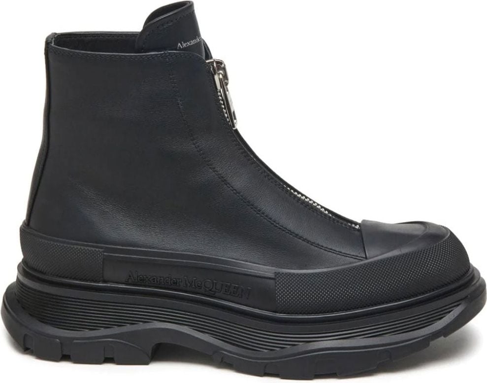 Alexander McQueen Tread Slick leather boots Zwart