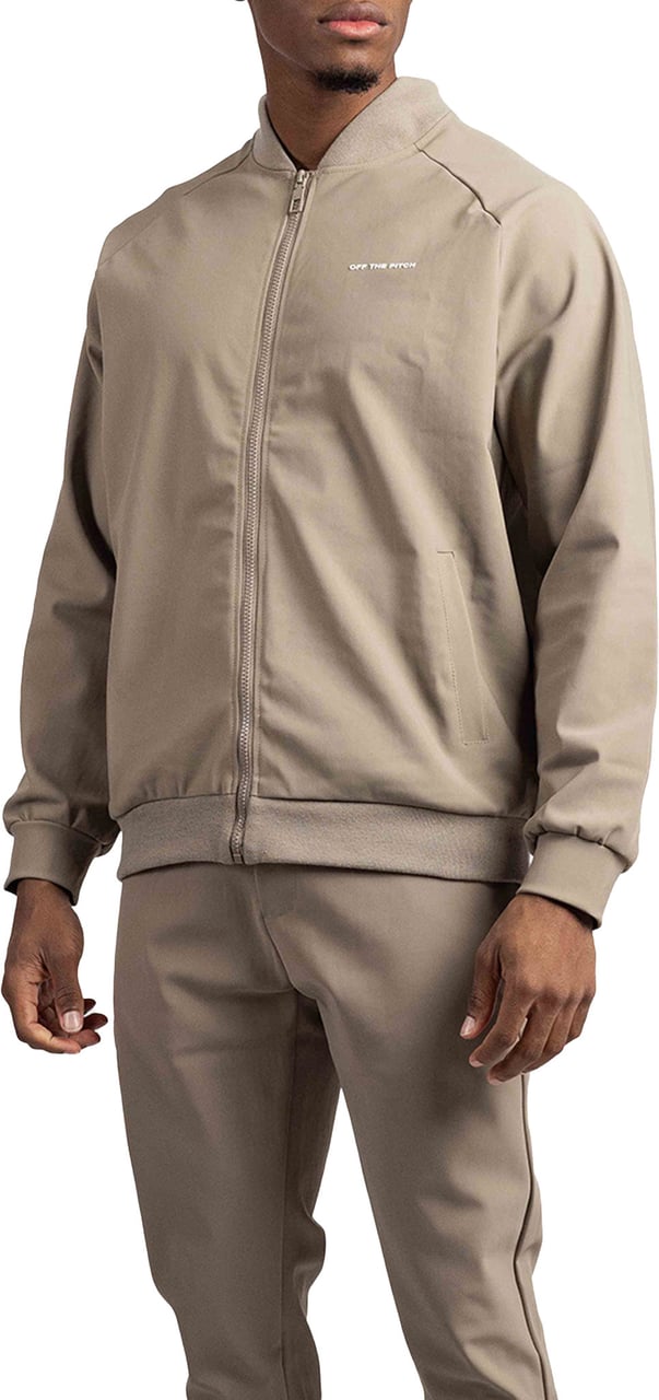 beige trainingspak heren