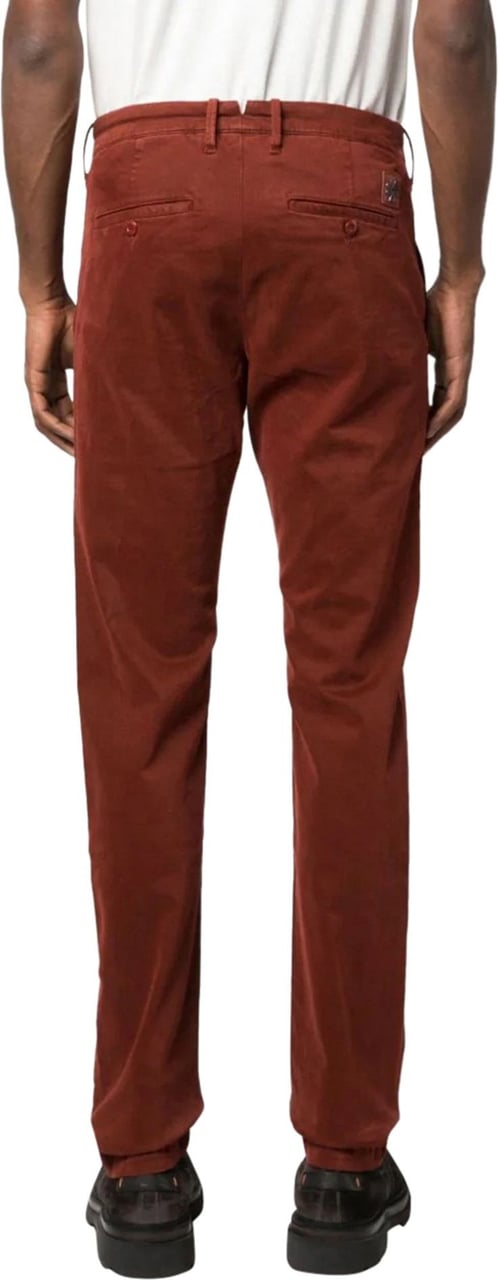 Jacob Cohen Bobby slim-fit cotton chinos Rood