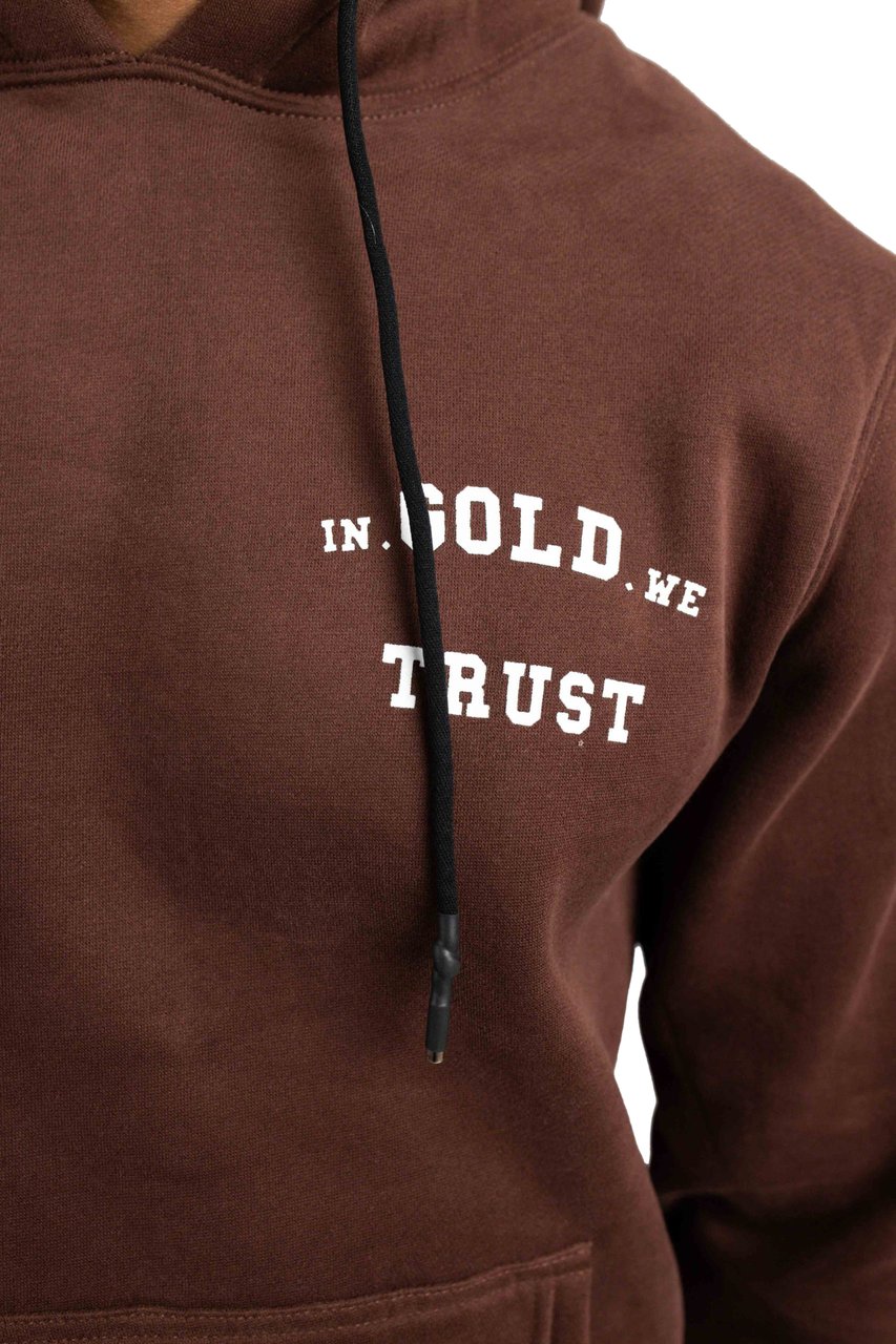 In Gold We Trust The Notorious Dark Brown Zwart