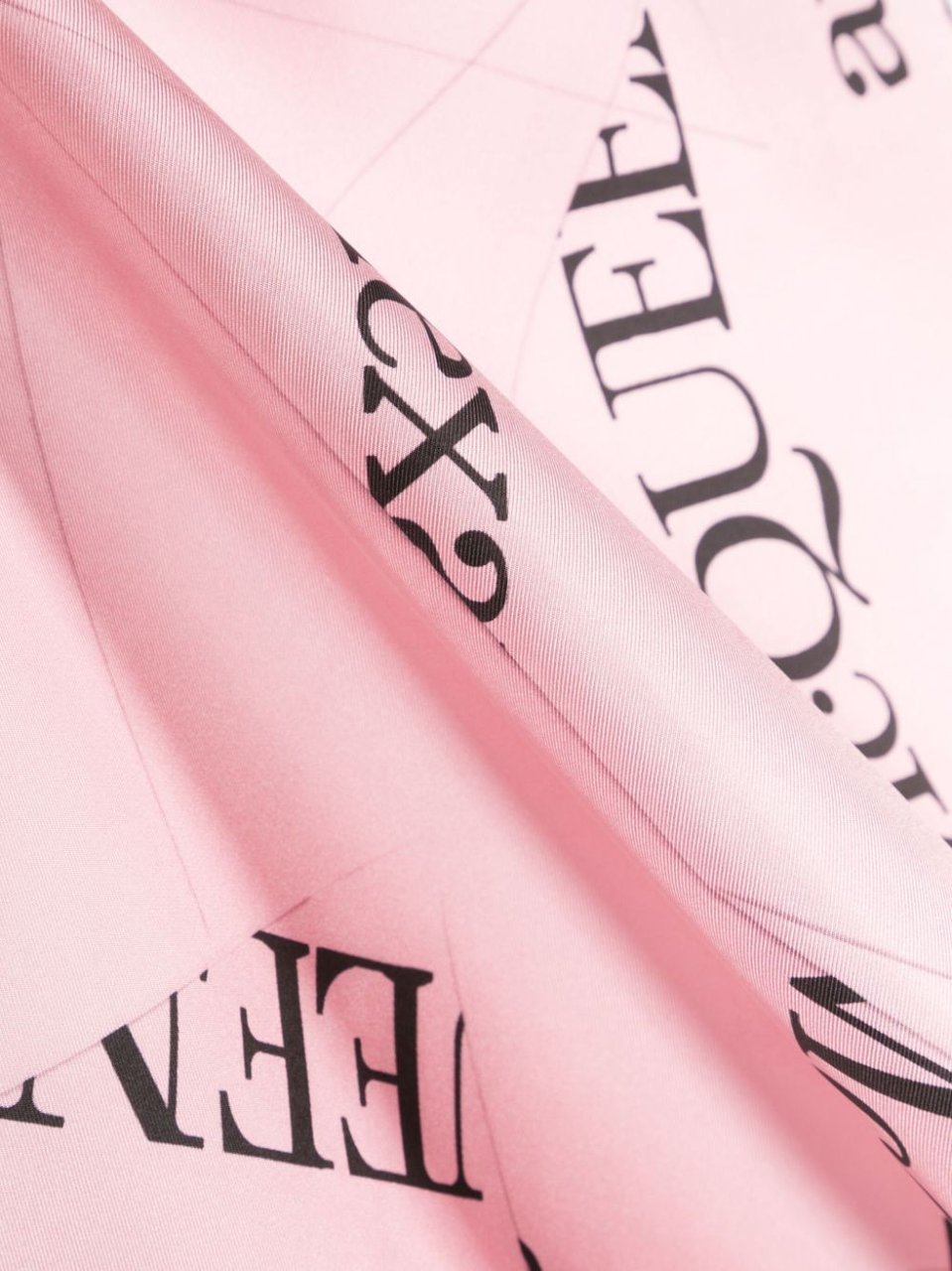 Alexander McQueen Scarfs Pink Roze