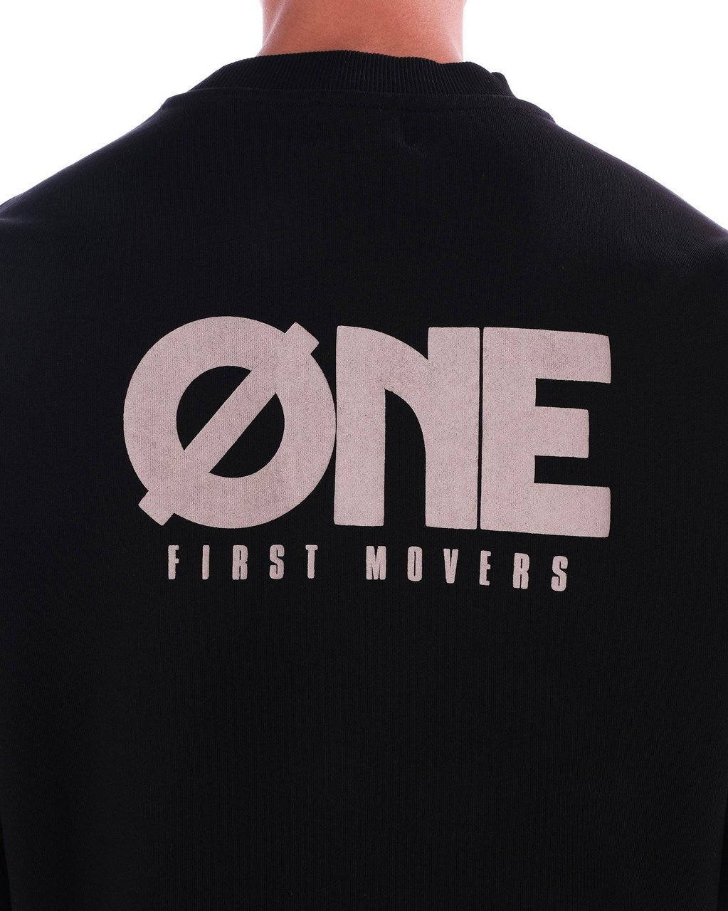 Øne First Movers Sweater Puff Big Back logo Black Zwart