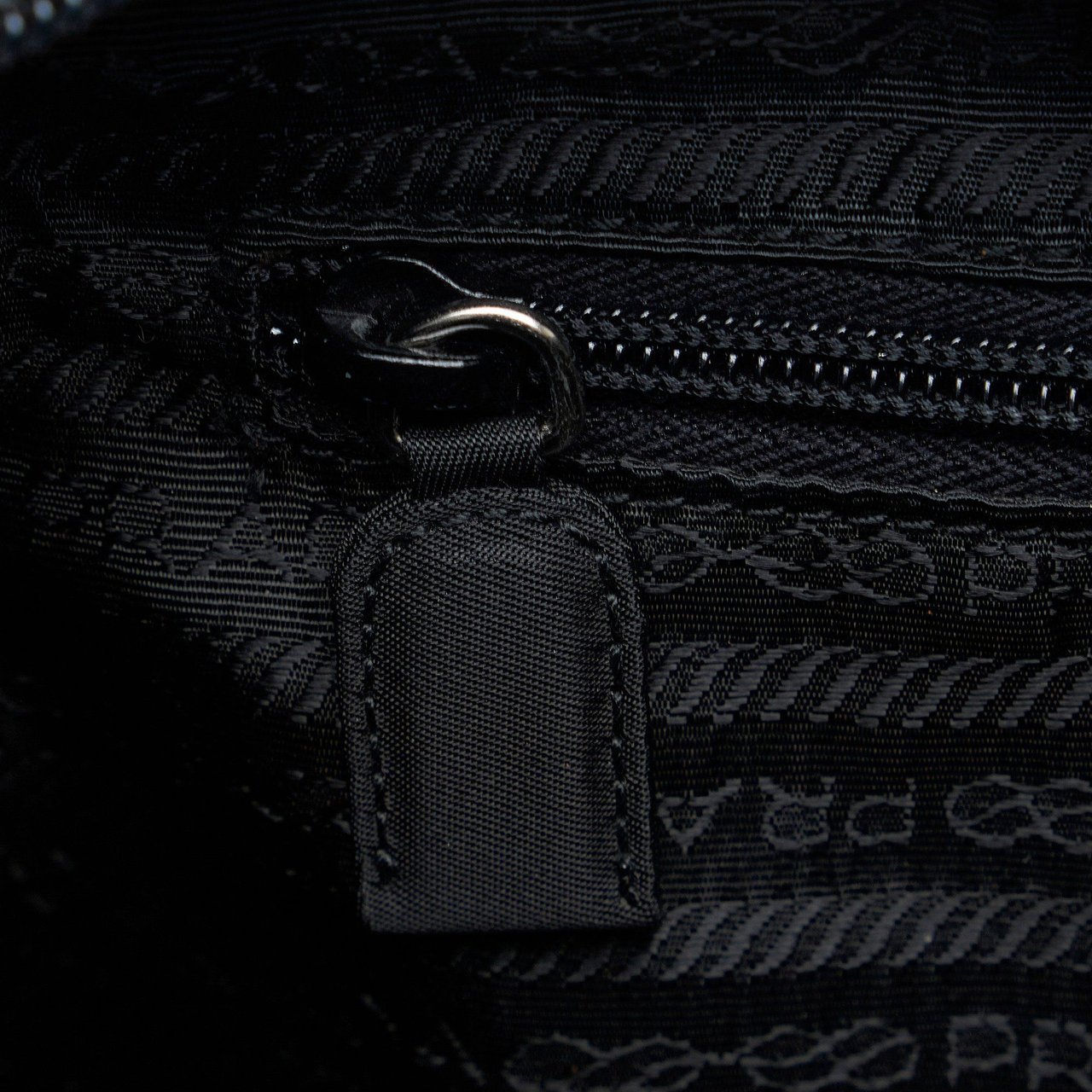Prada Tessuto Shoulder Bag Zwart
