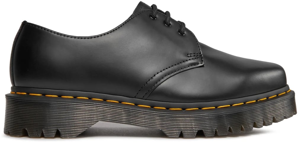 Dr. Martens 1461 Bex Squared Lace-up Derby Shoes Zwart