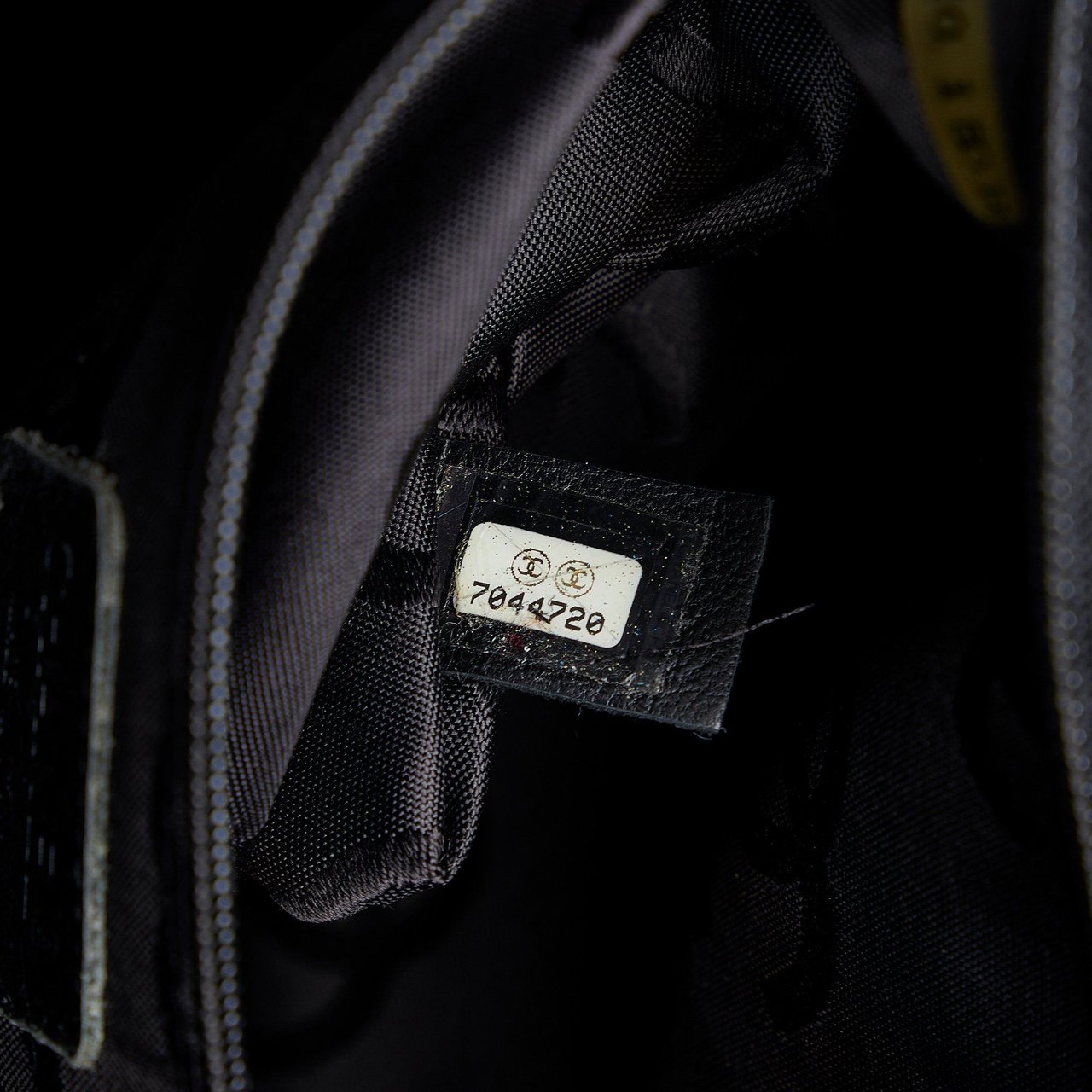 Chanel Cotton Choco Bar Shoulder Bag Zwart