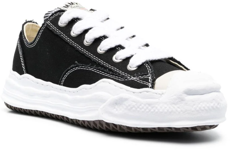 Maison Mihara Yasuhiro Hank Low Original Sole Canvas Low Top Sneaker Black Zwart