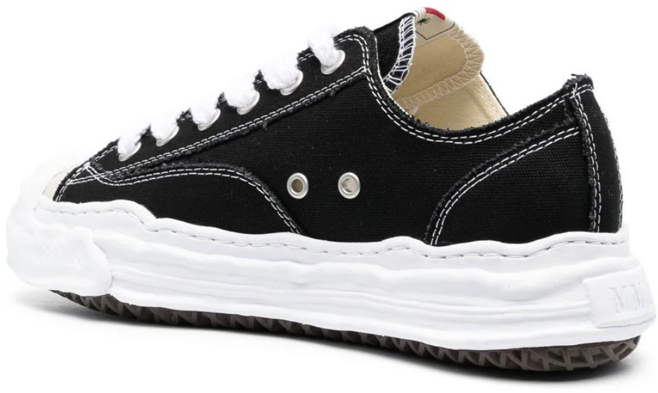 Maison Mihara Yasuhiro Hank Low Original Sole Canvas Low Top Sneaker Black Zwart