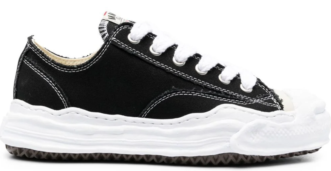 Maison Mihara Yasuhiro Hank Low Original Sole Canvas Low Top Sneaker Black Zwart