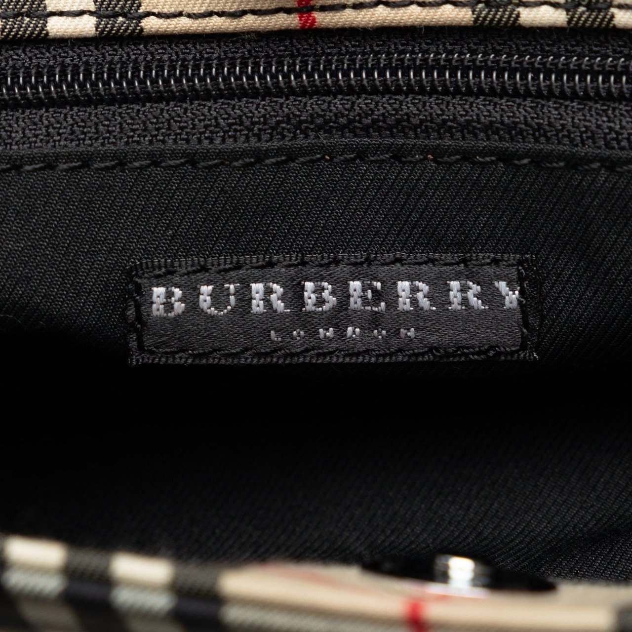 Burberry House Check Handbag Bruin