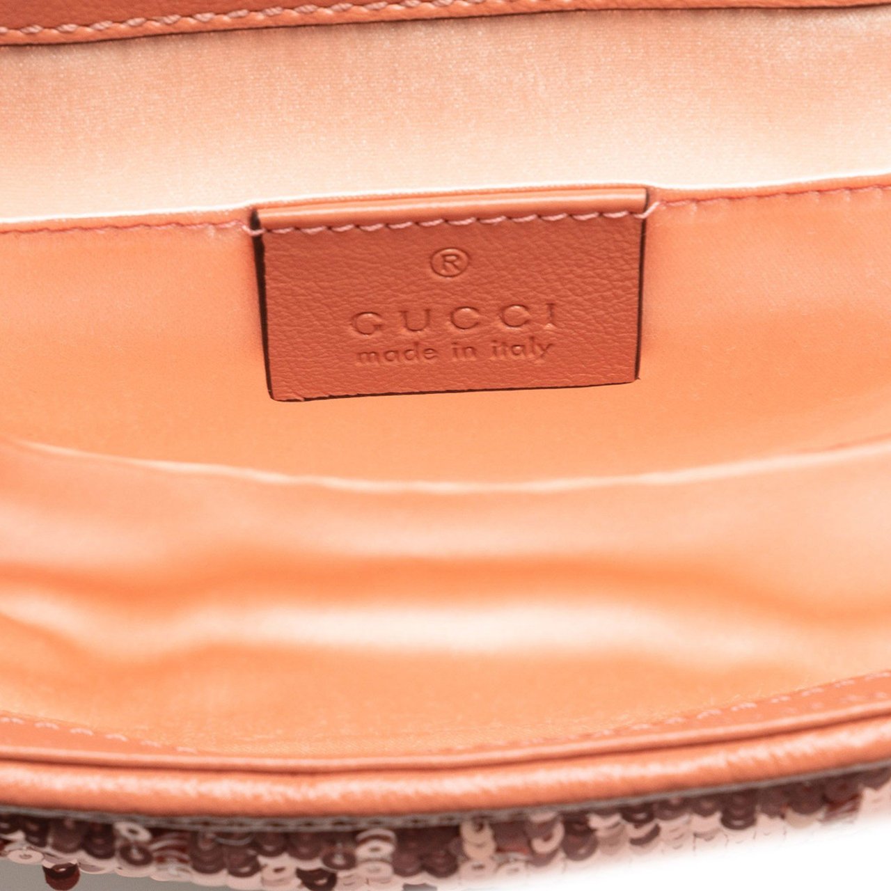 Gucci Mini Sequin Marmont Matelasse Crossbody Bag Roze