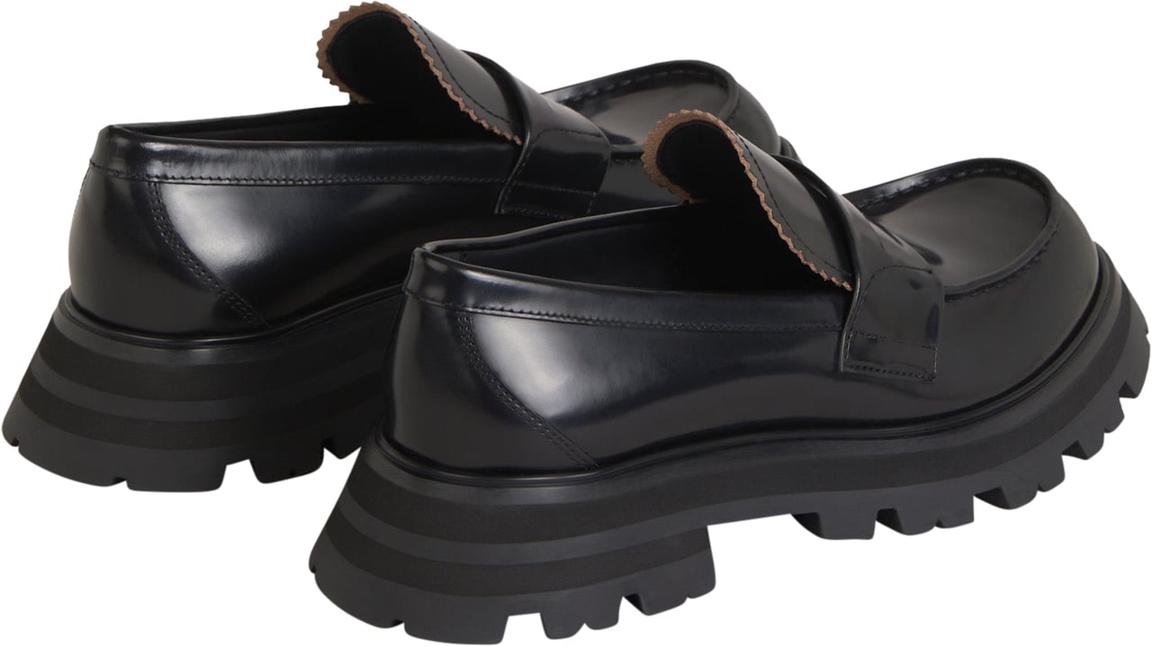 Alexander McQueen Wander leather loafers Zwart