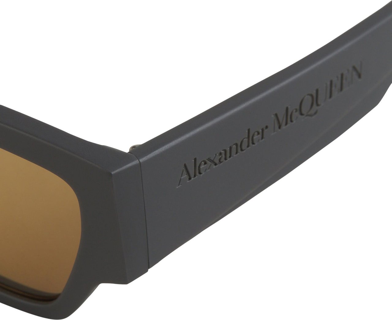 Alexander McQueen Angled Sunglasses Divers