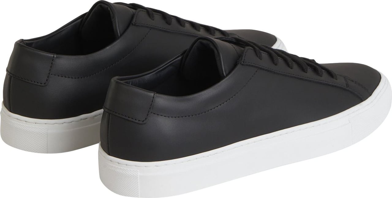 Common Projects Achilles Sneakers Zwart