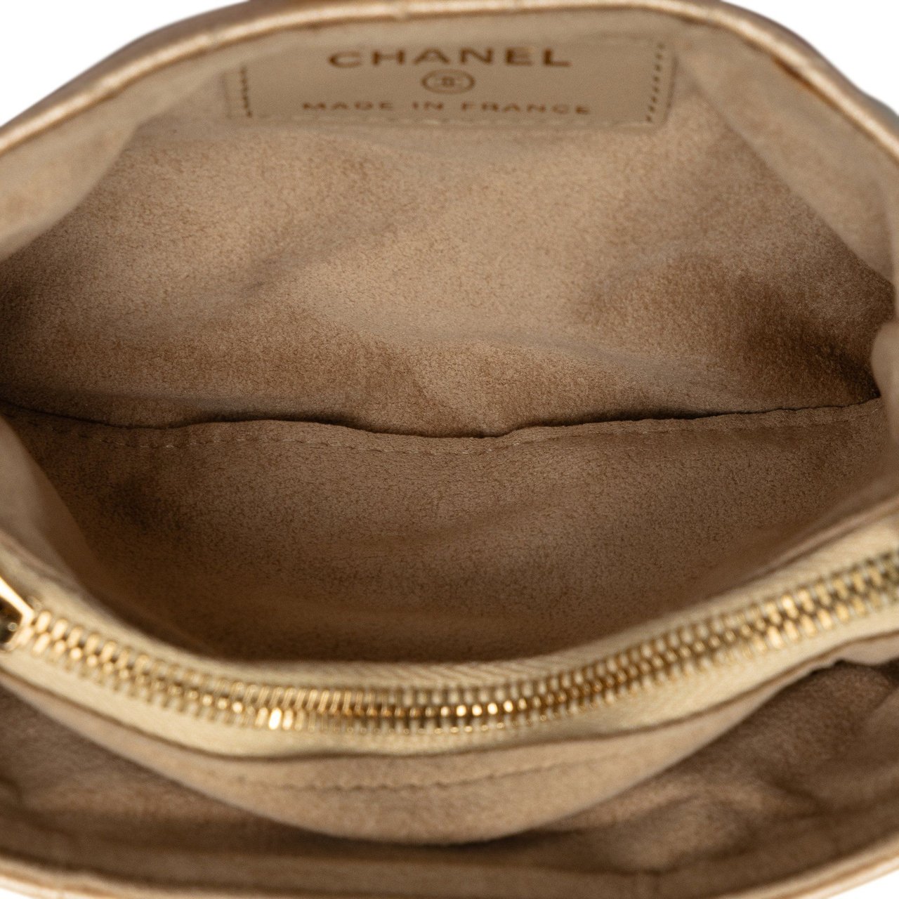 Chanel Quilted CC O-Phone Holder Pouch Goud