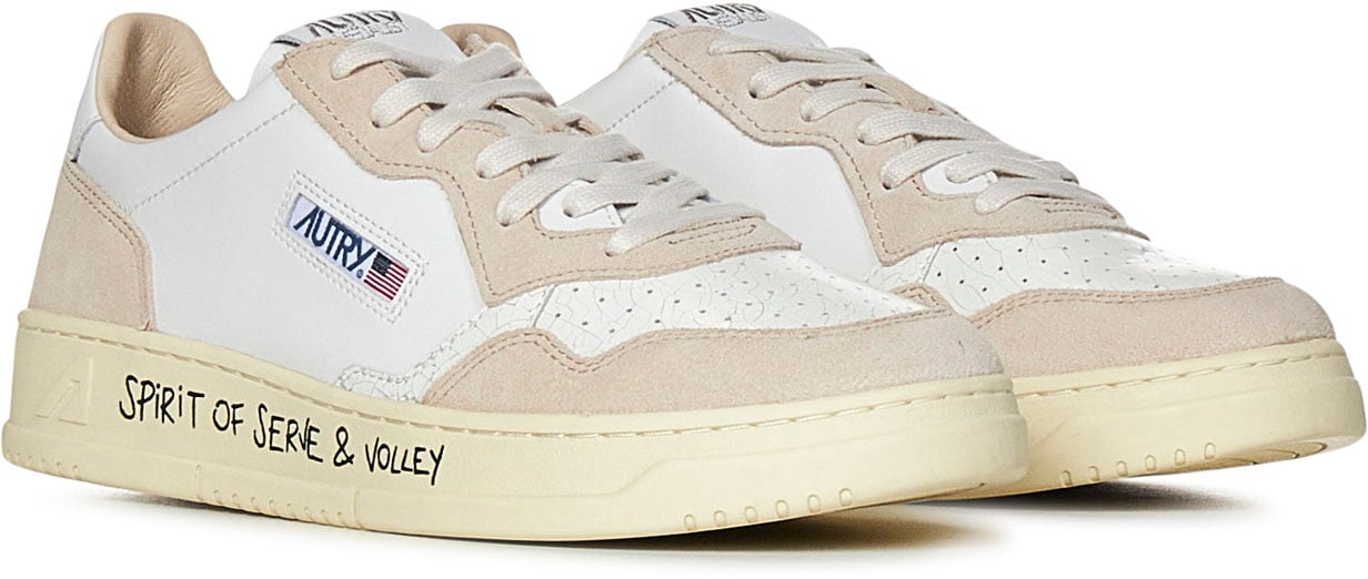 Autry Flat Shoes White Wit