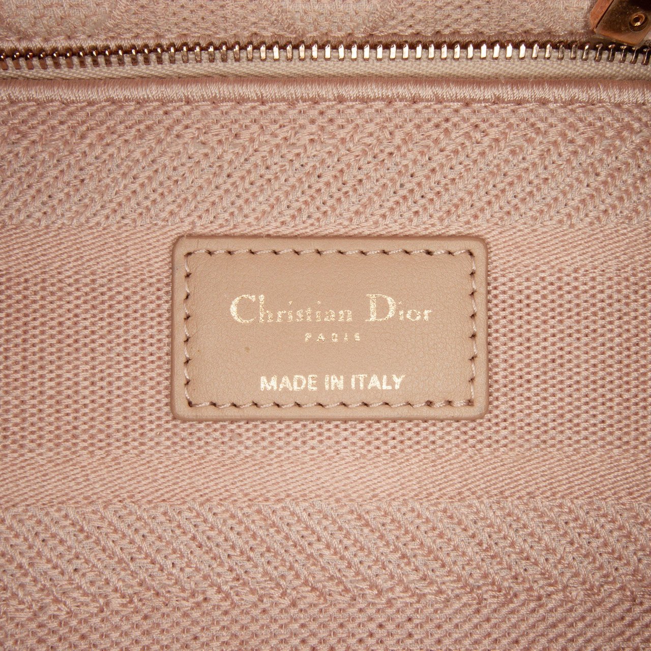 Dior Medium Cannage Lady D-Lite Roze