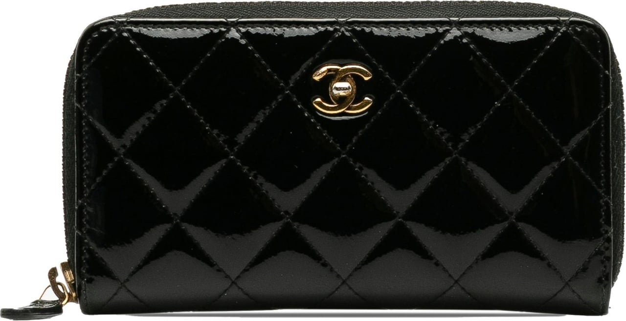 Chanel CC Quilted Patent Zip Around Long Wallet Zwart