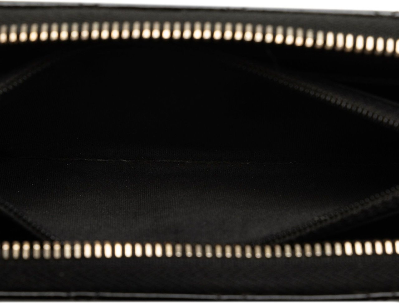 Chanel CC Quilted Patent Zip Around Long Wallet Zwart
