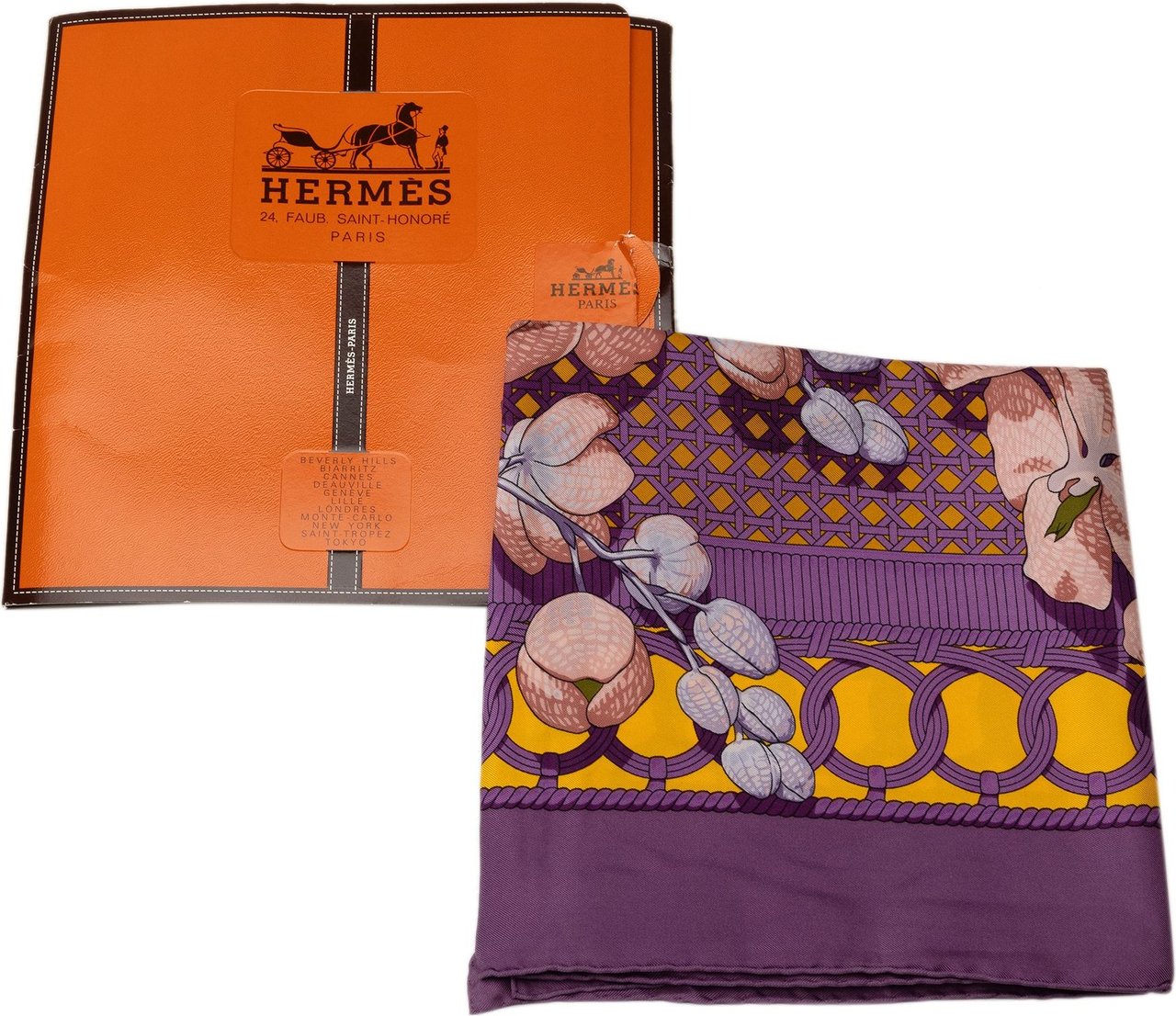 Hermès Souvenirs d'Asie Silk Scarf Paars