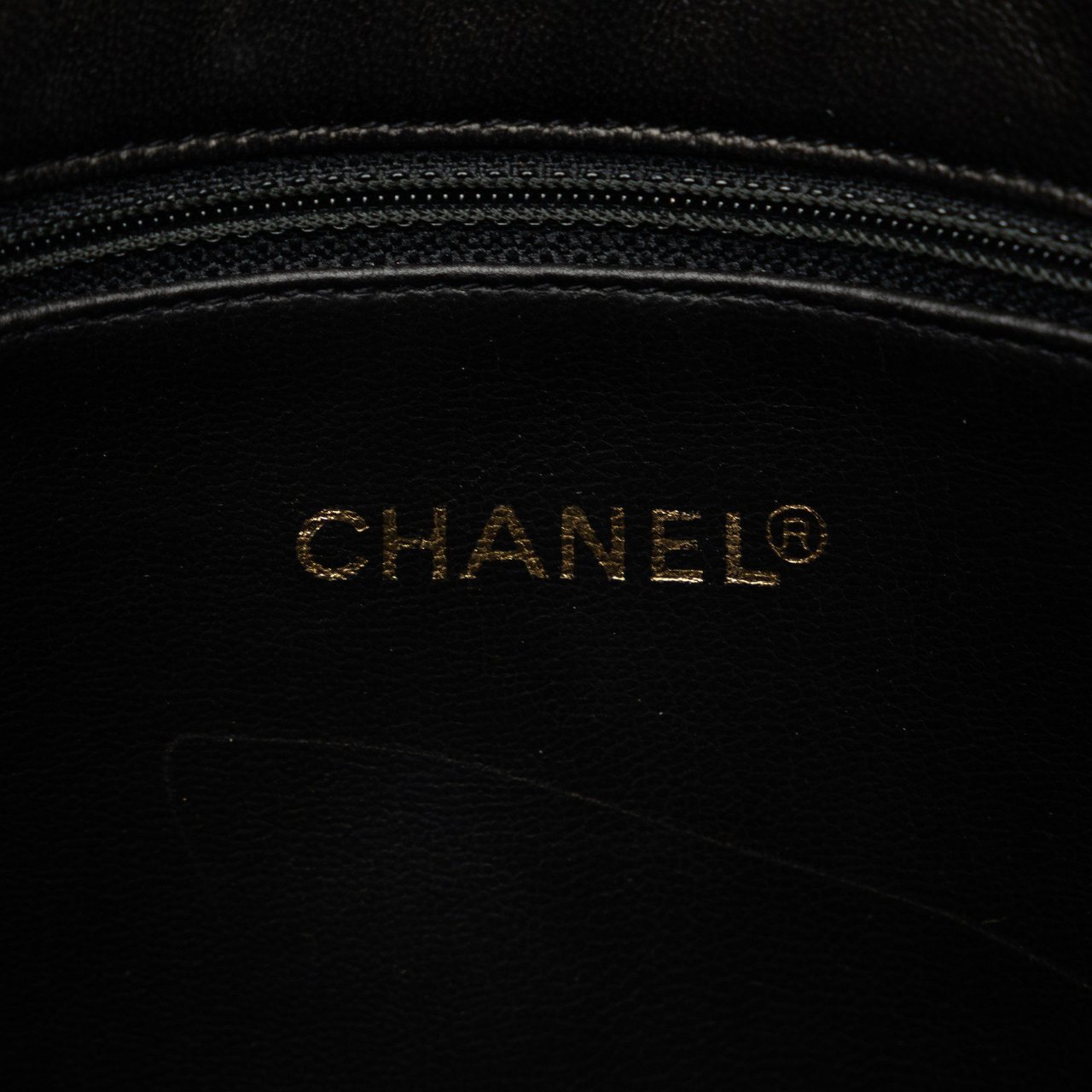 Chanel CC Lambskin Front Pocket Tote Zwart
