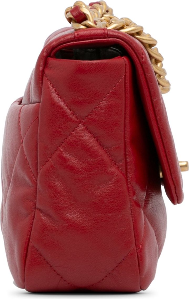 Chanel Medium Lambskin 19 Flap Bag Rood
