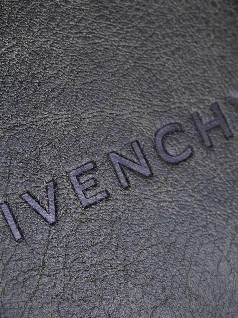 Givenchy Crackled Leather Wallet Divers